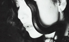 和女生做不可描述的事情